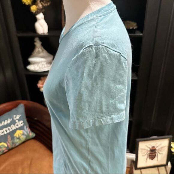 Levi’s Baby Blue T-Shirt Size Small - Picture 9 of 11